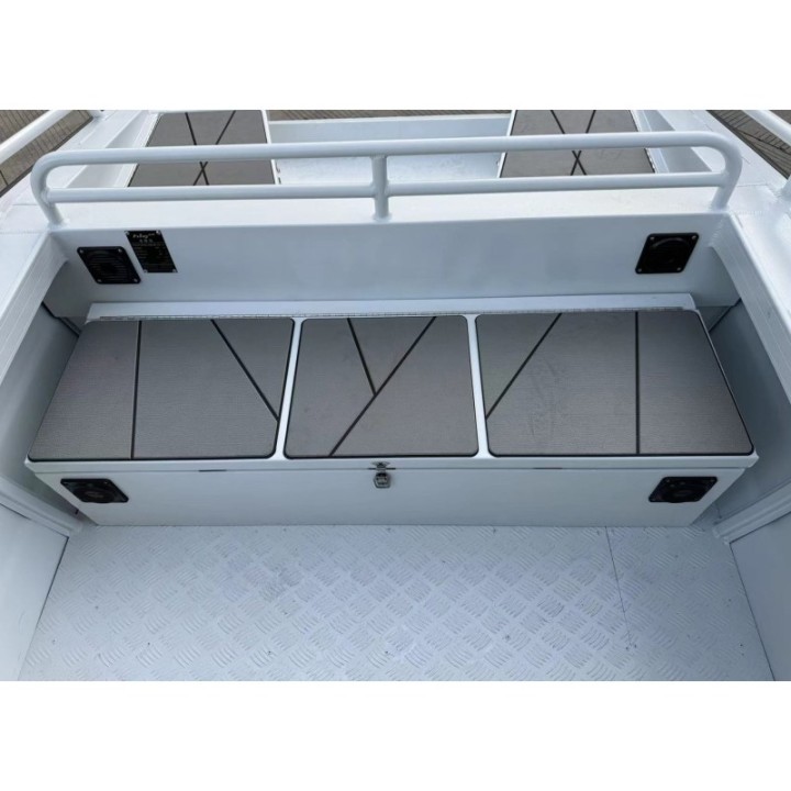 Alphaboat AC540 - Bowrider aluminiu